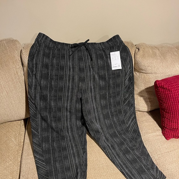 BWT Athleta Arrival Pant Black Stripe sz22 - Picture 4 of 5